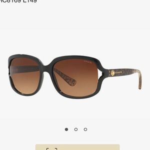 COACH Oval Sunglasses L149